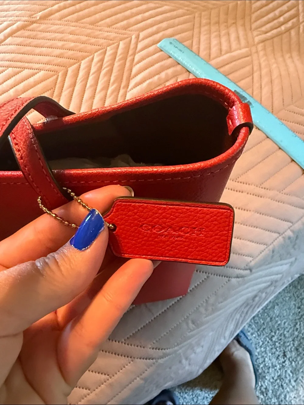 Coach medium city